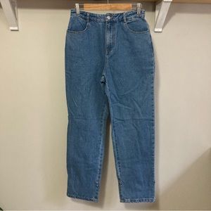 NWT Le Lis high-waisted jeans, size medium women’s